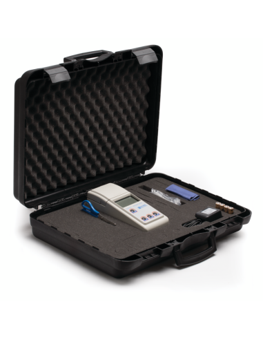 HI83730-02 Fotometr do pomiaru liczby nadtlenkowej w oliwie z oliwek, 230 V